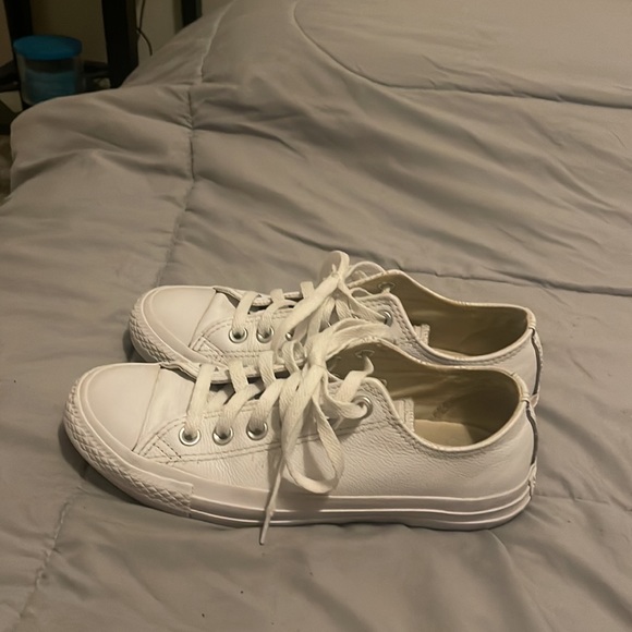 White leather converse - Picture 4 of 6
